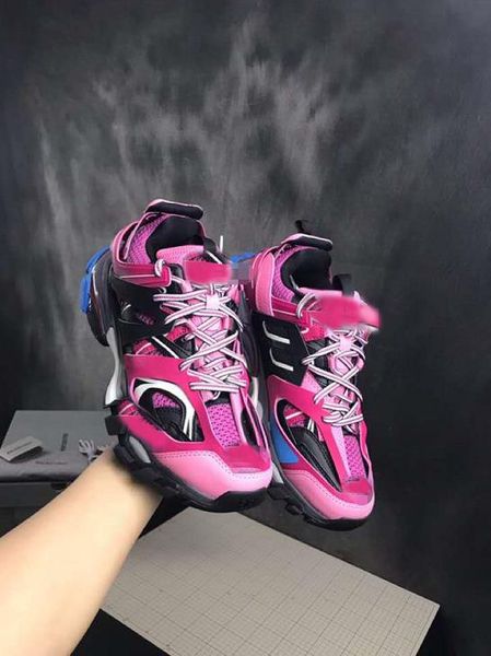 2019 new Men Women Casual Shoes Track 3.0 Sneakers Tess Men Black Low Track 3M Triple S Shoes Outdoor Casual Shoes Designer Clunky pink shoe
2019 new Men Women Casual Shoes Track 3.0 Sneakers Tess Men Black Low Track 3M Triple S Shoes Outdoor Casual Shoes Designer Clunky pink shoe