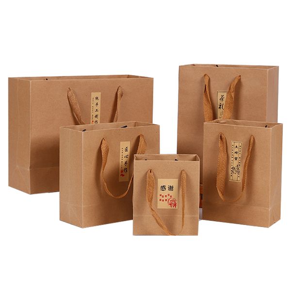 150pcs/lot high-grade kraft paper bag thickening tote shopping bag can stick stickers and print logo for cloth shoes boutique
150pcs/lot high-grade kraft paper bag thickening tote shopping bag can stick stickers and print logo for cloth shoes boutique