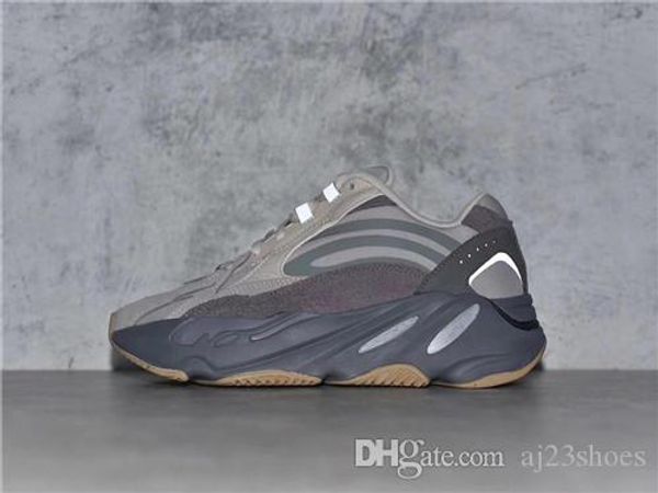 2019 new reflective 700 wave runner inertia tephra solid grey utility black vanta runing shoes men designer shoes women static sneakers
2019 new reflective 700 wave runner inertia tephra solid grey utility black vanta runing shoes men designer shoes women static sneakers