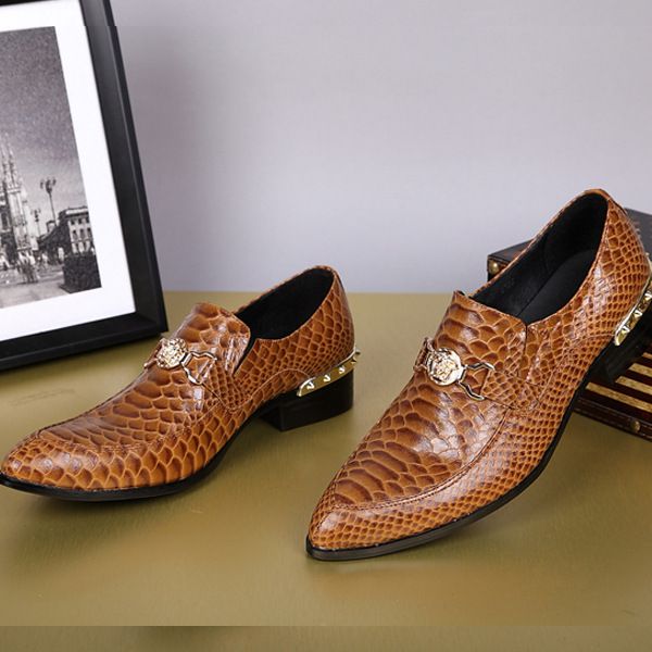 sepatu kulit pria genuine leather shoes male leisure loafers japanese style pointed steel toe shoes man loafer cow leather solid, Black
sepatu kulit pria genuine leather shoes male leisure loafers japanese style pointed steel toe shoes man loafer cow leather solid, Black