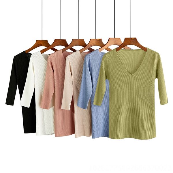 2020 short-sleeved ice silk v-neck knitted t- base summer underpants t-shirt shirt slim thin summer sweater inner jacket, White
2020 short-sleeved ice silk v-neck knitted t- base summer underpants t-shirt shirt slim thin summer sweater inner jacket, White