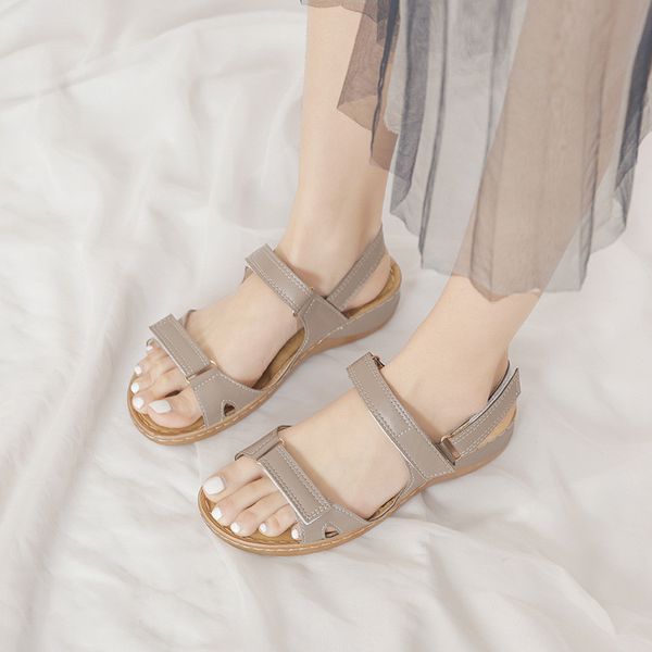 sandals plus size 35-44 women wedge heel 2021 summer ankle strap ladies 3cm low heels shoes gladiator leather female, Black
sandals plus size 35-44 women wedge heel 2021 summer ankle strap ladies 3cm low heels shoes gladiator leather female, Black