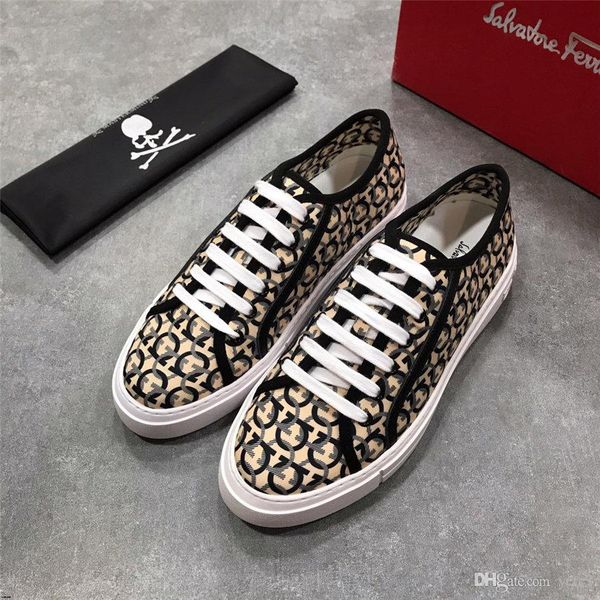 20wf new couple color spelling canvas comfortable breathable flat shoes men's casual shoes rubber non-slip wearable large size, Black
20wf new couple color spelling canvas comfortable breathable flat shoes men's casual shoes rubber non-slip wearable large size, Black