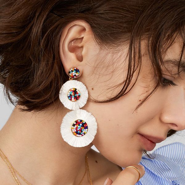 2020 bohemian tassel crystal bead long drop earrings for women red cotton silk fabric fringe earrings fashion woman jewelry, Silver
2020 bohemian tassel crystal bead long drop earrings for women red cotton silk fabric fringe earrings fashion woman jewelry, Silver