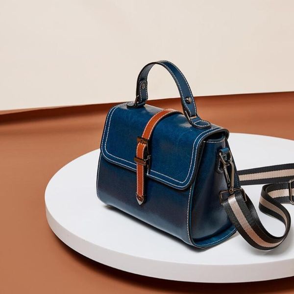 vintage shoulder bag women genuine leather handbags luxury designer crossbody bag lady purse messenger two shoulder straps
vintage shoulder bag women genuine leather handbags luxury designer crossbody bag lady purse messenger two shoulder straps