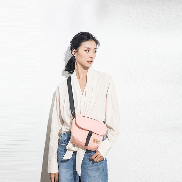 tide brand multifunctional diagonal cross canvas bag retro sports small cross bag trend hand shoulder
tide brand multifunctional diagonal cross canvas bag retro sports small cross bag trend hand shoulder