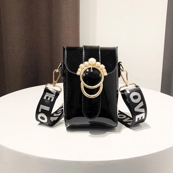 women's crossbody bag fashion pearl buckle female shoulder messenger bags wide shoulder strap mini bag glossy phone bags lady
women's crossbody bag fashion pearl buckle female shoulder messenger bags wide shoulder strap mini bag glossy phone bags lady