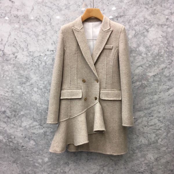 women autumn & winter wool & blends overcoat female blend basic jacket coat cashmere jackets plaid outerwear coats, Black
women autumn & winter wool & blends overcoat female blend basic jacket coat cashmere jackets plaid outerwear coats, Black