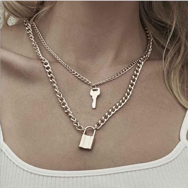 2020 double layer lock chain necklace punk 90s link chain silver color padlock pendant necklace women fashion gothic jewelry
2020 double layer lock chain necklace punk 90s link chain silver color padlock pendant necklace women fashion gothic jewelry