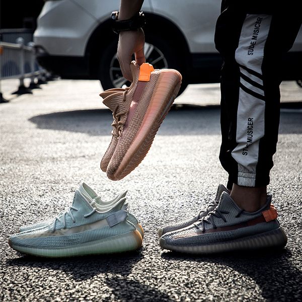 2020 new sneakers yeezy yeezys yezzy yeezus 350 v2 running shoes static yecheil white sesame kanye west sports shoes
2020 new sneakers yeezy yeezys yezzy yeezus 350 v2 running shoes static yecheil white sesame kanye west sports shoes