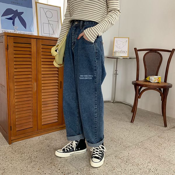 simple letter print high waist wide-legged jeans women's 2019 autumn/winter korean version of casual straight pants, Blue
simple letter print high waist wide-legged jeans women's 2019 autumn/winter korean version of casual straight pants, Blue