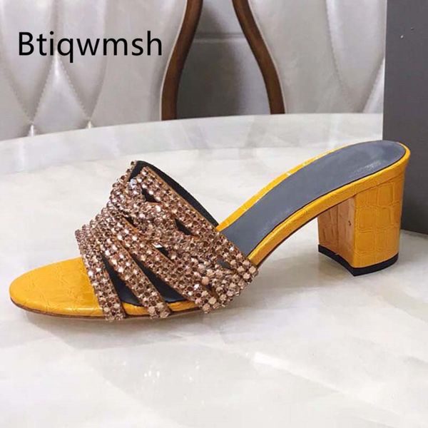 2019 luxury design rhinestone sandals women open toe crystal pearl chain chunky high heel shoes woman slipper wedding shoe y200405, Black
2019 luxury design rhinestone sandals women open toe crystal pearl chain chunky high heel shoes woman slipper wedding shoe y200405, Black