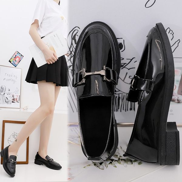 black and white with pattern small leather shoes women's chunky-heel semi-high heeled round-toe loafers soft leather korean-styl
black and white with pattern small leather shoes women's chunky-heel semi-high heeled round-toe loafers soft leather korean-styl