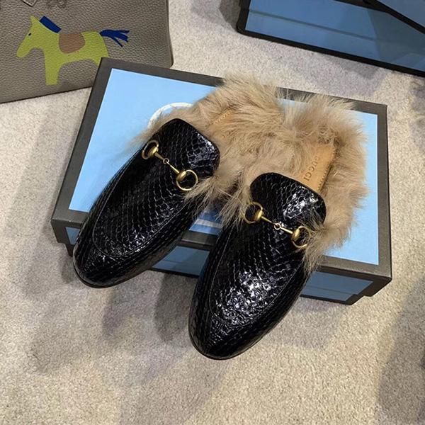 women summer fashion sandals shoes women luxury slipper velvet lady indoor casual shoes women s wool half drag shoes high quality, Blue;gray
women summer fashion sandals shoes women luxury slipper velvet lady indoor casual shoes women s wool half drag shoes high quality, Blue;gray