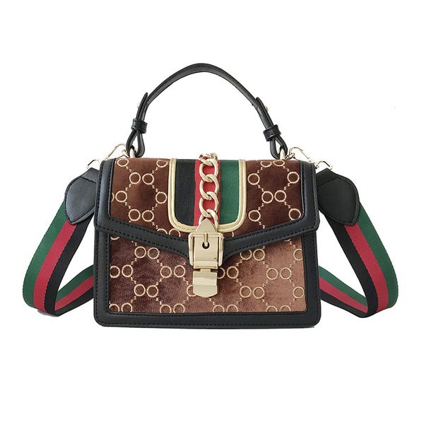 сумка женщин роскошные сумки женщины дизайнер сумка женщины crossbody посланник сумки кожаные сумки известный бренд t200430
сумка женщин роскошные сумки женщины дизайнер сумка женщины crossbody посланник сумки кожаные сумки известный бренд t200430