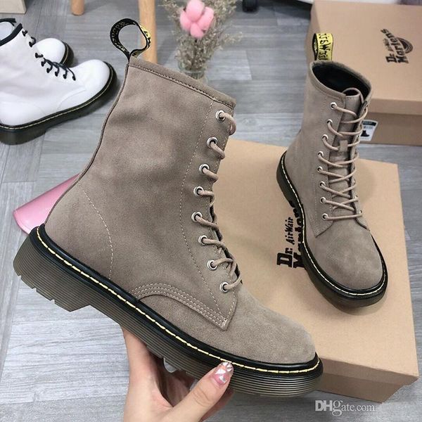 super fire shoes autumn and winter new warm winter boots running low heel shoes gray boots shoes wild handsome british fan car boots
super fire shoes autumn and winter new warm winter boots running low heel shoes gray boots shoes wild handsome british fan car boots