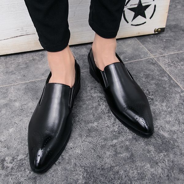 summer breathable pointed business and leisure xiebuluoke carved shoes hair stylist nightclub raised small leather shoes men, Black
summer breathable pointed business and leisure xiebuluoke carved shoes hair stylist nightclub raised small leather shoes men, Black
