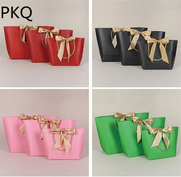 large black paper gift bag green paper bag with handle gift packaging clothing shoes jewelry garment shopping
large black paper gift bag green paper bag with handle gift packaging clothing shoes jewelry garment shopping