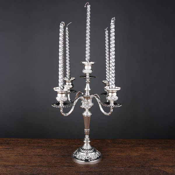 european luxury royal alloy metal candle holder deskcandlestick candelabra centerpiece gift wedding party decoration 2028h
european luxury royal alloy metal candle holder deskcandlestick candelabra centerpiece gift wedding party decoration 2028h