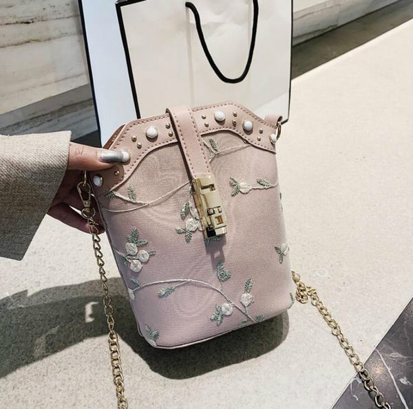 designer luxury handbags purses women mini phone casual bag girls chain shoulder bags fashion crossbody small bag
designer luxury handbags purses women mini phone casual bag girls chain shoulder bags fashion crossbody small bag