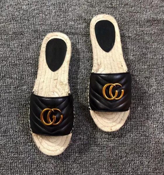 Luxury 2019 women g andal de igner woman leather cau al hoe lide ummer fa hion flat andal lipper flip flop ize 35 41 box
Luxury 2019 women g andal de igner woman leather cau al hoe lide ummer fa hion flat andal lipper flip flop ize 35 41 box