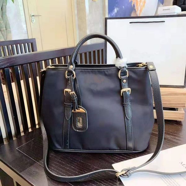 fashion female contracted handbag waterproof nylon fabric with cow leather lady single shoulder bag purses totes the designer handbags
fashion female contracted handbag waterproof nylon fabric with cow leather lady single shoulder bag purses totes the designer handbags