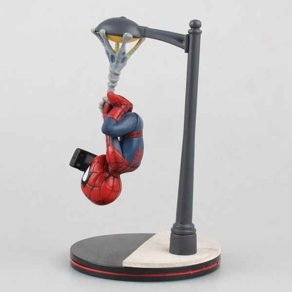 spiderman spiderman street lamp upside down camera scene version hero returns box decoration
spiderman spiderman street lamp upside down camera scene version hero returns box decoration