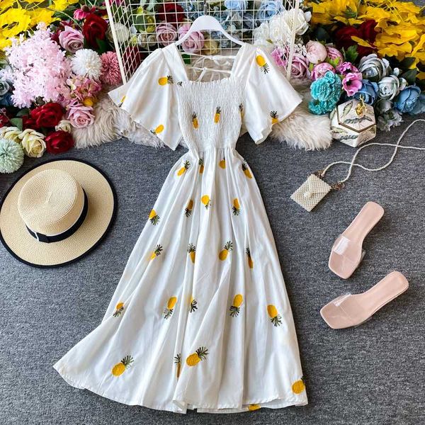 summer women embroidery dress 2020 elegant square collar flare sleeve vestidos verano vintage a-line casual dresses for female, Black;gray
summer women embroidery dress 2020 elegant square collar flare sleeve vestidos verano vintage a-line casual dresses for female, Black;gray