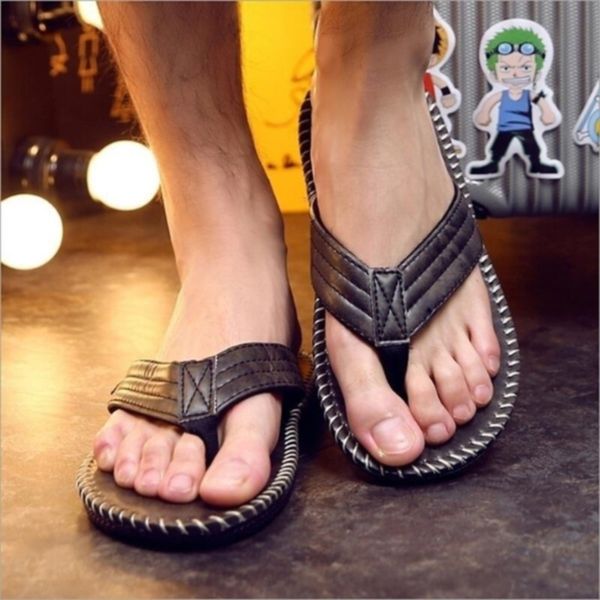 men slipper thick bottom flat british style casual outdoor clip toe fashion sewing flip flop non-slip flat heel beach flip flop, Black
men slipper thick bottom flat british style casual outdoor clip toe fashion sewing flip flop non-slip flat heel beach flip flop, Black