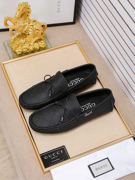 2020 style high-quality dress shoes, men's brand dress shoes pointed men's designer business oxford casual shoes specifications 38, Black
2020 style high-quality dress shoes, men's brand dress shoes pointed men's designer business oxford casual shoes specifications 38, Black