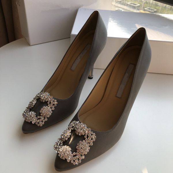 shoe woman heels pumps women shoes black beige wedding shoes luxury designer sandals platform
shoe woman heels pumps women shoes black beige wedding shoes luxury designer sandals platform