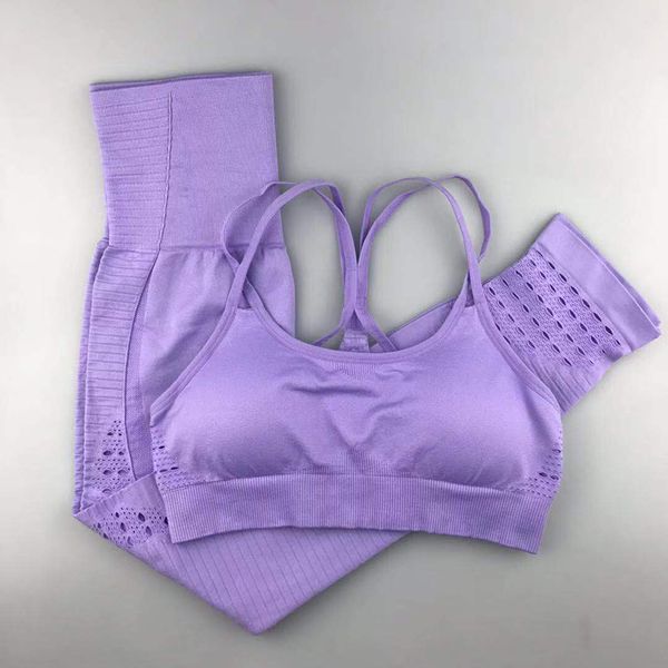 2pcs/set seamless sports suit women yoga set padded push-up strappy sports bra fitness clothing woman gym leggings workout pants, White;red
2pcs/set seamless sports suit women yoga set padded push-up strappy sports bra fitness clothing woman gym leggings workout pants, White;red