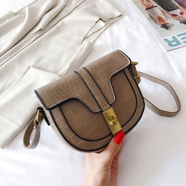 crossbody saddle bag pu leather messenger bags for women 2019 flap shoulder bag bolsa feminina stone pattern vintage saddle bags
crossbody saddle bag pu leather messenger bags for women 2019 flap shoulder bag bolsa feminina stone pattern vintage saddle bags