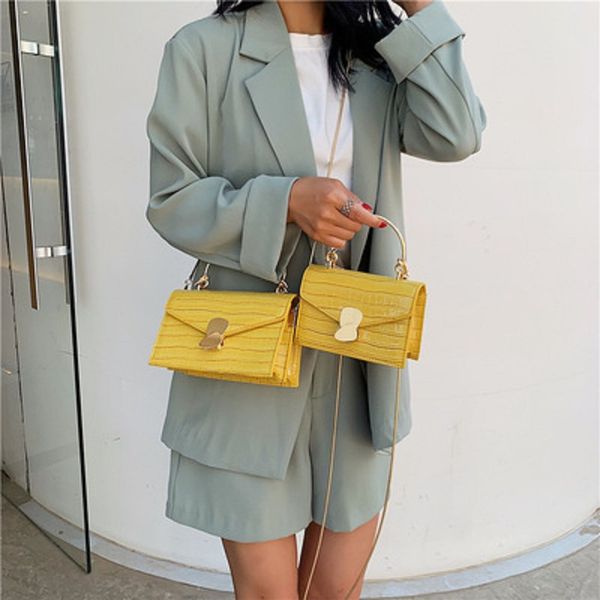 senior sense handbag 2019 new korean version of the stone pattern chain messenger bag fashion personality handbag
senior sense handbag 2019 new korean version of the stone pattern chain messenger bag fashion personality handbag