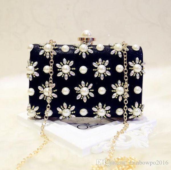 factory sales branded bag retro elegant pearl woman hand bag fashion diamond pearl woman all-match lovely wedding dress party dinner bag
factory sales branded bag retro elegant pearl woman hand bag fashion diamond pearl woman all-match lovely wedding dress party dinner bag