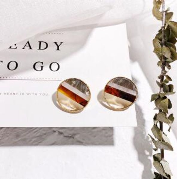 new cute acetic acid geometric triangle square acrylic stitch small stud earrings for women girl wholesale, Golden;silver
new cute acetic acid geometric triangle square acrylic stitch small stud earrings for women girl wholesale, Golden;silver