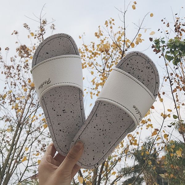 brief cozy bathroom slippers woman print home slides female summer flip flops woman big size 40 slip on sandals feminina, Black
brief cozy bathroom slippers woman print home slides female summer flip flops woman big size 40 slip on sandals feminina, Black