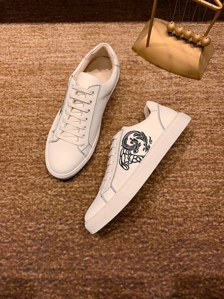 wholesale men design snaker,trainer from factory directly,luxury handbag etc, made by original lamb skin ,fast delivery, Black
wholesale men design snaker,trainer from factory directly,luxury handbag etc, made by original lamb skin ,fast delivery, Black