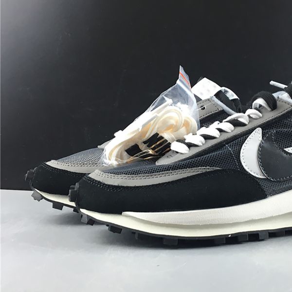 sacai x ldv waffle daybreak black white grey bv0073-001 women men basketball sports shoes sneakers trainers with original box
sacai x ldv waffle daybreak black white grey bv0073-001 women men basketball sports shoes sneakers trainers with original box