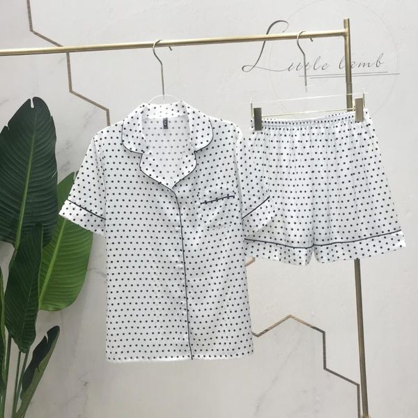 2020 new arrival short turn-down collar summer shorts pajama sets silk pyjamas combinaison pyjama femme homewear pyjamas femme, Black;red
2020 new arrival short turn-down collar summer shorts pajama sets silk pyjamas combinaison pyjama femme homewear pyjamas femme, Black;red