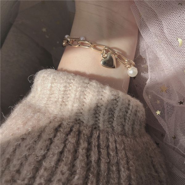 kpop retro golden double chain pearl heart pendant bracelet cute egirl girl sweetheart friend bff dating aesthetic jewelry, Black
kpop retro golden double chain pearl heart pendant bracelet cute egirl girl sweetheart friend bff dating aesthetic jewelry, Black