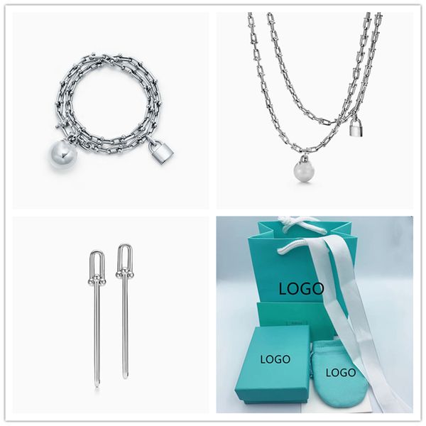 shinetung 1: 1 925 sterling silver u-shaped lock& sphere bracelet women original model high-end jewelry suit holiday gift, Golden;silver
shinetung 1: 1 925 sterling silver u-shaped lock& sphere bracelet women original model high-end jewelry suit holiday gift, Golden;silver
