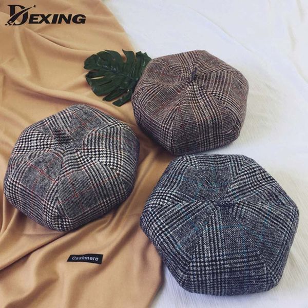 2018 brand fashion plaid vintage beret hat autumn winter women cap female ladies beret girls hat french artist, Blue;gray
2018 brand fashion plaid vintage beret hat autumn winter women cap female ladies beret girls hat french artist, Blue;gray