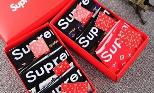 s1v9 2020 new sup+v men underwear boxers cotton 4 color breathable letter underpants shorts luxury brand design cuecas tight waistband. ll12
s1v9 2020 new sup+v men underwear boxers cotton 4 color breathable letter underpants shorts luxury brand design cuecas tight waistband. ll12