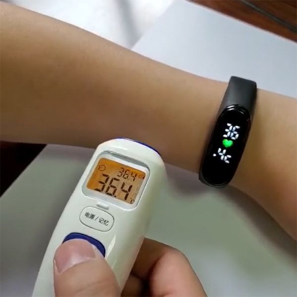 smart electronic body temperature smart reminder healthy children's watch waterproof children's watchelectronic watch, Blue
smart electronic body temperature smart reminder healthy children's watch waterproof children's watchelectronic watch, Blue