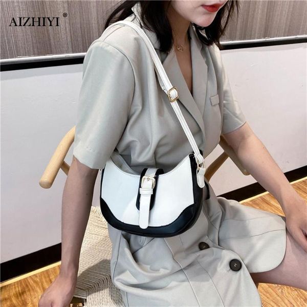 casual women shoulder bag crescent contrast color pu small crossbody phone bag youth ladies simple versatile
casual women shoulder bag crescent contrast color pu small crossbody phone bag youth ladies simple versatile