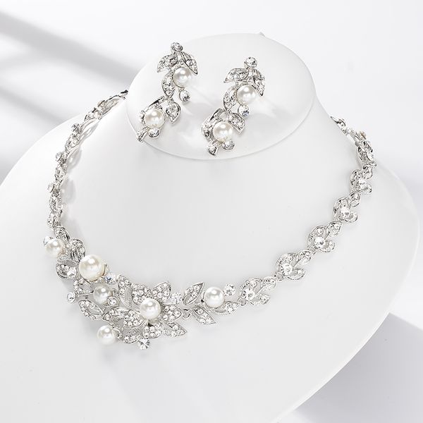 eseres дубай ювелирные наборы жемчуг бусины rhinestone ожерелье и серьги для женщин аксессуары для новобрачных, Silver
eseres дубай ювелирные наборы жемчуг бусины rhinestone ожерелье и серьги для женщин аксессуары для новобрачных, Silver