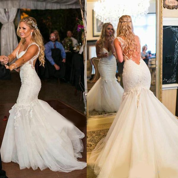 2020 lace appliqued mermaid wedding dress pleated tulle long bridal gown plus size custom made, White
2020 lace appliqued mermaid wedding dress pleated tulle long bridal gown plus size custom made, White