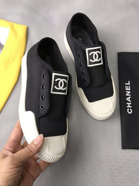 2020 brand women low casual gazelle trainer black white lightweight breathable walking casual shoes
2020 brand women low casual gazelle trainer black white lightweight breathable walking casual shoes