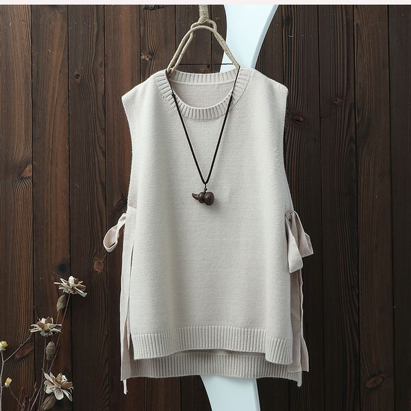 #0731 round-neck pullover sleeveless knitted vest women plus size side bandage thin hollow out loose pullover waistcoat vintage, Black;white
#0731 round-neck pullover sleeveless knitted vest women plus size side bandage thin hollow out loose pullover waistcoat vintage, Black;white